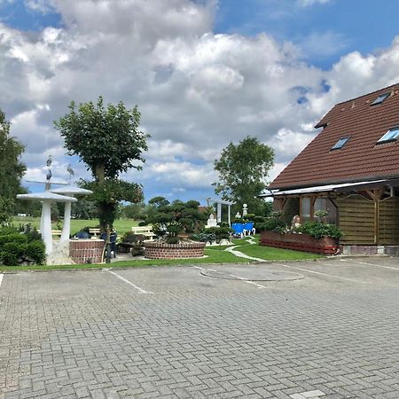 Garni Hotel-Pension Holum Neuharlingersiel Bagian luar foto